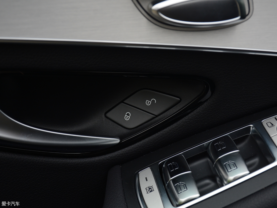 2018YGLCCoupe(M) GLC 200 4MATIC ISUV