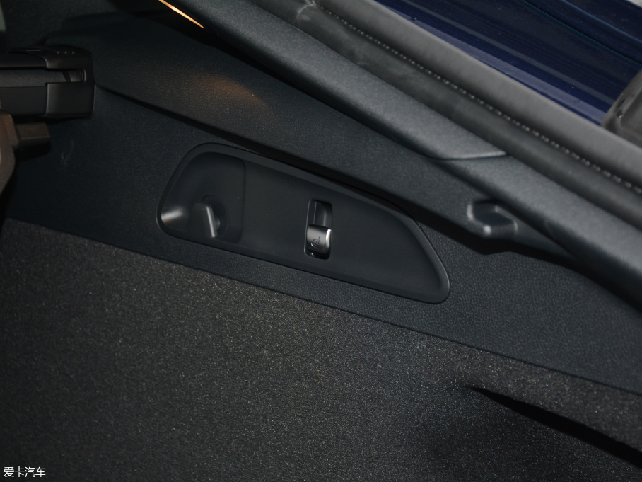 2018YGLCCoupe(M) GLC 200 4MATIC ISUV