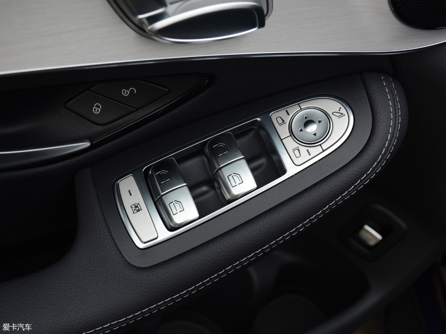 2018YGLCCoupe(M) GLC 200 4MATIC ISUV