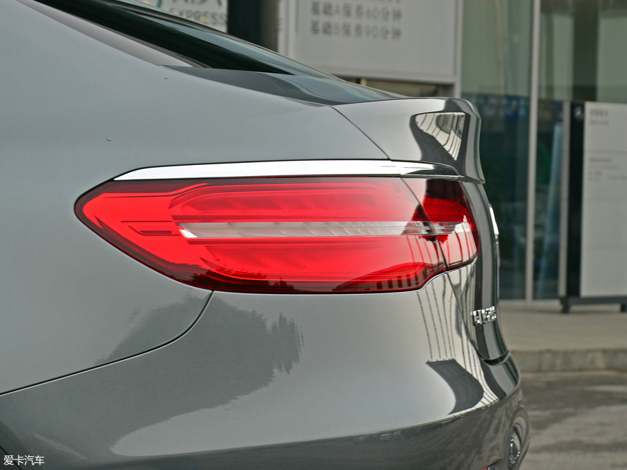 2018YGLCCoupe(M) GLC 260 4MATIC ISUV