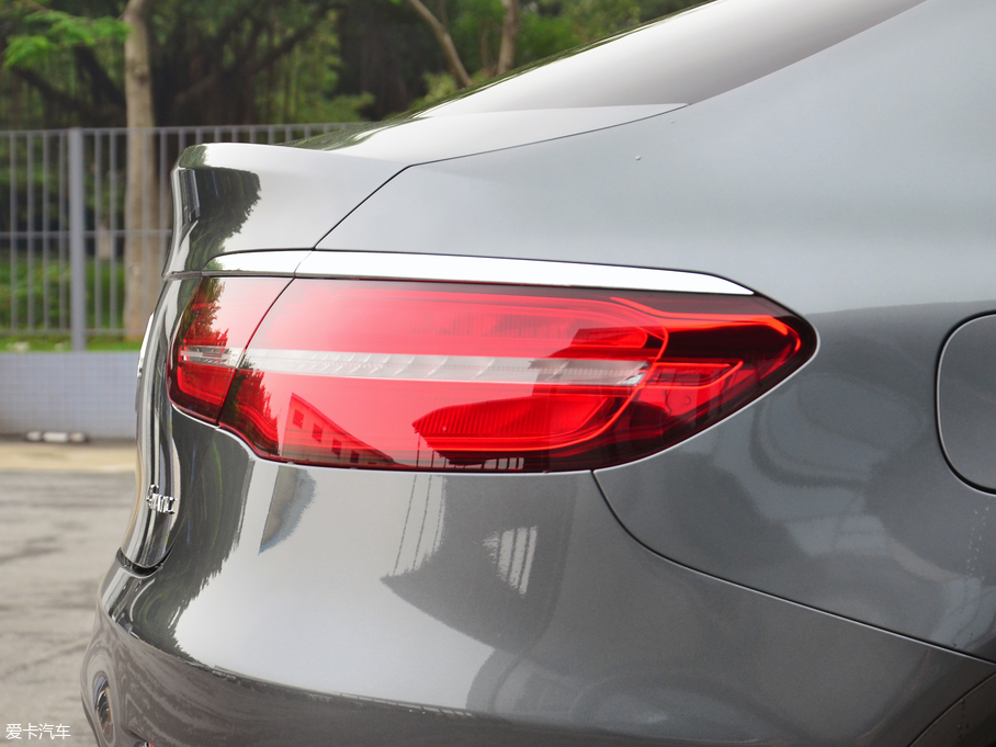 2018YGLCCoupe(M(jn)) GLC 260 4MATIC ISUV