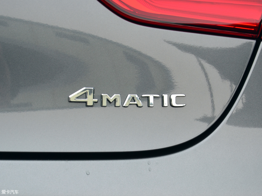 2018YGLCCoupe(M(jn)) GLC 260 4MATIC ISUV