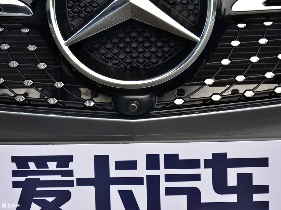 2018YGLCCoupe(M) GLC 260 4MATIC ISUV