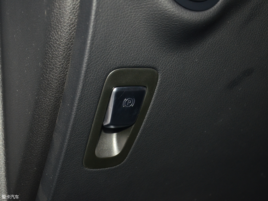 2018YGLCCoupe(M) GLC 260 4MATIC ISUV