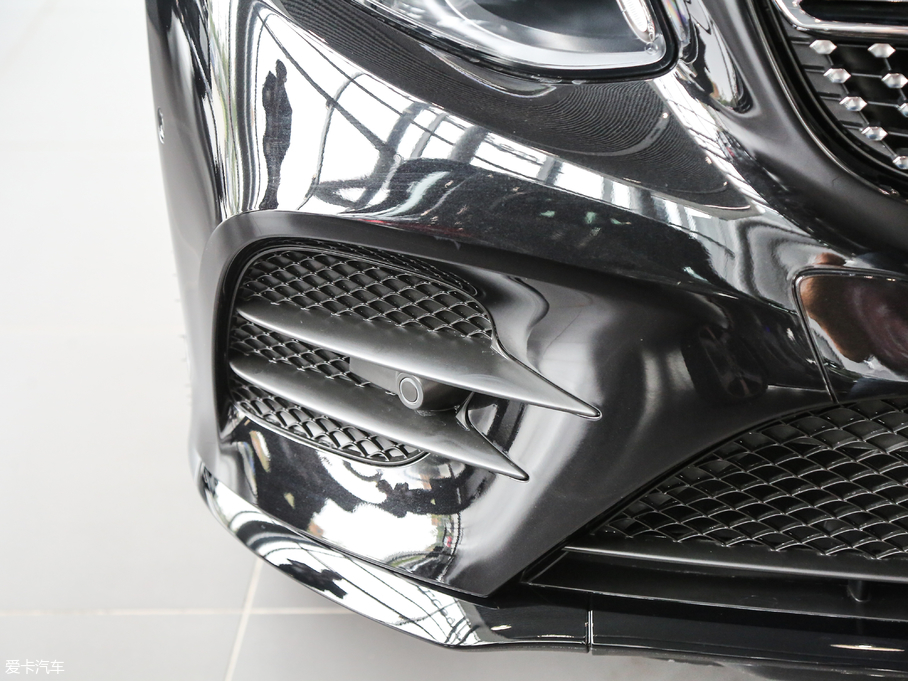 2018YGLCCoupe(M) GLC 300 4MATIC ISUV