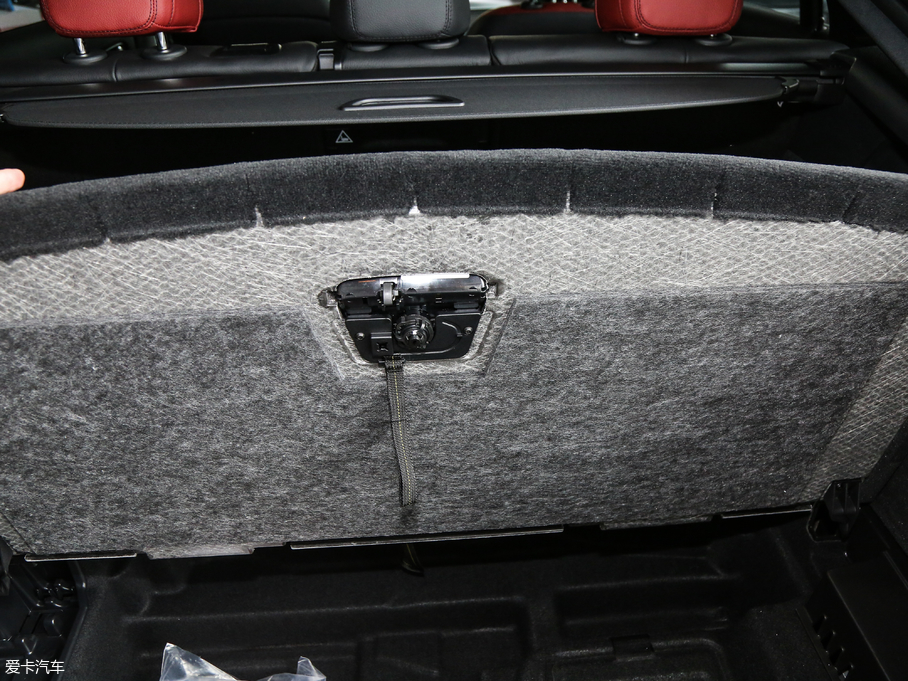 2018YGLCCoupe(M) GLC 300 4MATIC ISUV