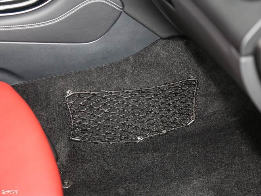 2018YGLCCoupe(M) GLC 300 4MATIC ISUV