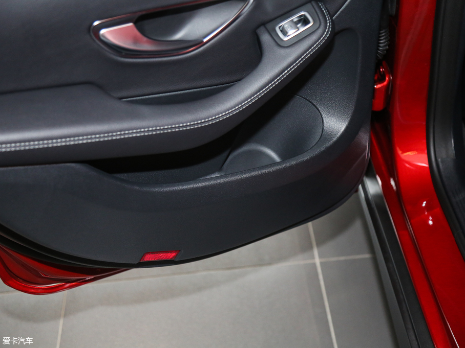 2018YGLCCoupe(M(jn)) GLC 200 4MATIC ISUV