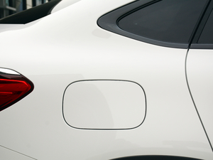 2018GLC 260 4MATIC ISUV (x)(ji)^