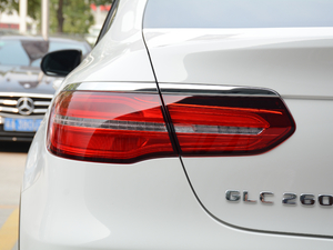 2018GLC 260 4MATIC ISUV (x)(ji)^