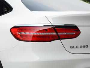 2018GLC 260 4MATIC ISUV (x)(ji)^