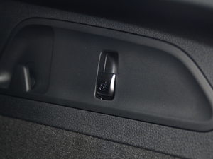 2018GLC 260 4MATIC ISUV g