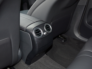 2018GLC 260 4MATIC ISUV g