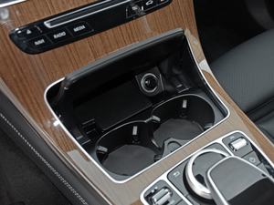 2018GLC 260 4MATIC ISUV g