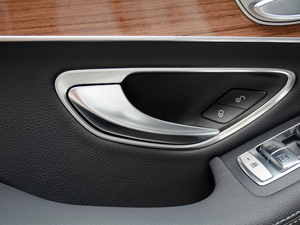 2018GLC 260 4MATIC ISUV g