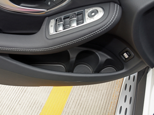 2018GLC 260 4MATIC ISUV ǰTg