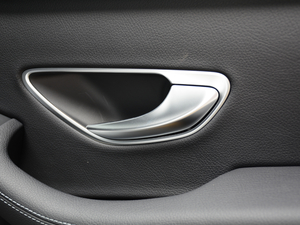 2018GLC 260 4MATIC ISUV g