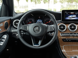 2018GLC 260 4MATIC ISUV P