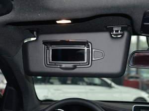 2018GLC 200 4MATIC ISUV g