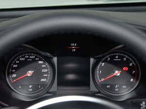 2018GLC 200 4MATIC ISUV п؅^