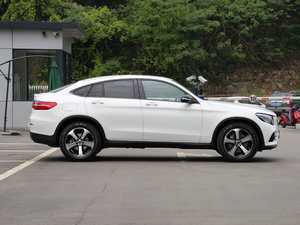 2018GLC 200 4MATIC ISUV w^