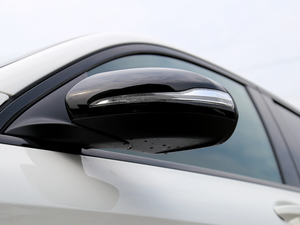 2018GLC 200 4MATIC ISUV ^