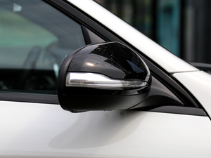 2018GLC 200 4MATIC ISUV ^