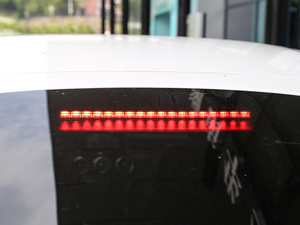 2018GLC 200 4MATIC ISUV ^