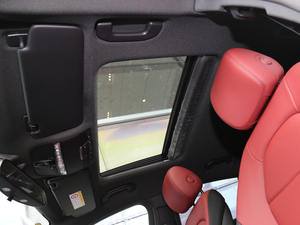 2018GLC 200 4MATIC ISUV g