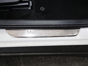 2018GLC 200 4MATIC ISUV g