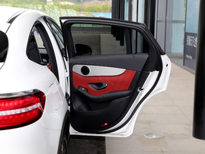 2018GLC 200 4MATIC ISUV g