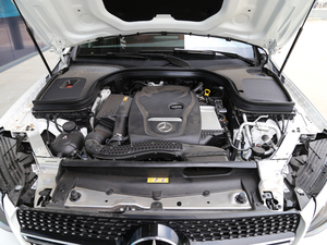 2018GLC 200 4MATIC ISUV lәC