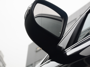 2018GLC 200 4MATIC ISUV (x)(ji)^