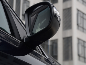 2018GLC 200 4MATIC ISUV (x)(ji)^