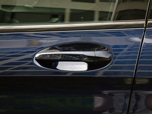 2018GLC 200 4MATIC ISUV {T