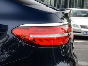 2018GLC 200 4MATIC ISUV ^