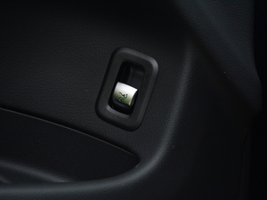 2018GLC 200 4MATIC ISUV g