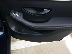 2018GLC 200 4MATIC ISUV g