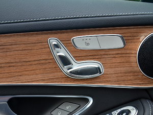 2018GLC 260 4MATIC ISUV {{(dio)(ji)