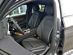 2018GLC 260 4MATIC ISUV {