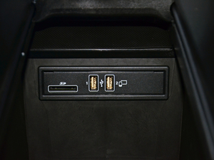 2018GLC 260 4MATIC ISUV g