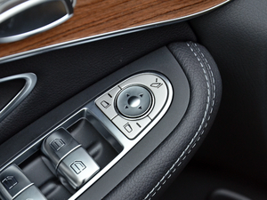 2018GLC 260 4MATIC ISUV п؅^