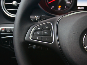 2018GLC 260 4MATIC ISUV п؅^