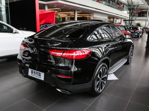 2018GLC 300 4MATIC ISUV w^