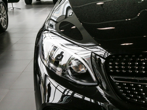 2018GLC 300 4MATIC ISUV ^