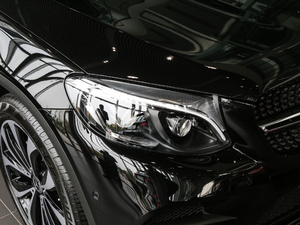 2018GLC 300 4MATIC ISUV ^