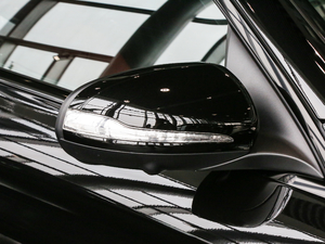 2018GLC 300 4MATIC ISUV ^