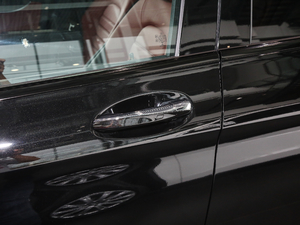 2018GLC 300 4MATIC ISUV ^