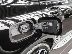 2018GLC 300 4MATIC ISUV ^