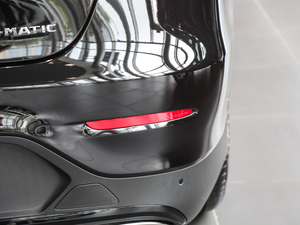 2018GLC 300 4MATIC ISUV ^